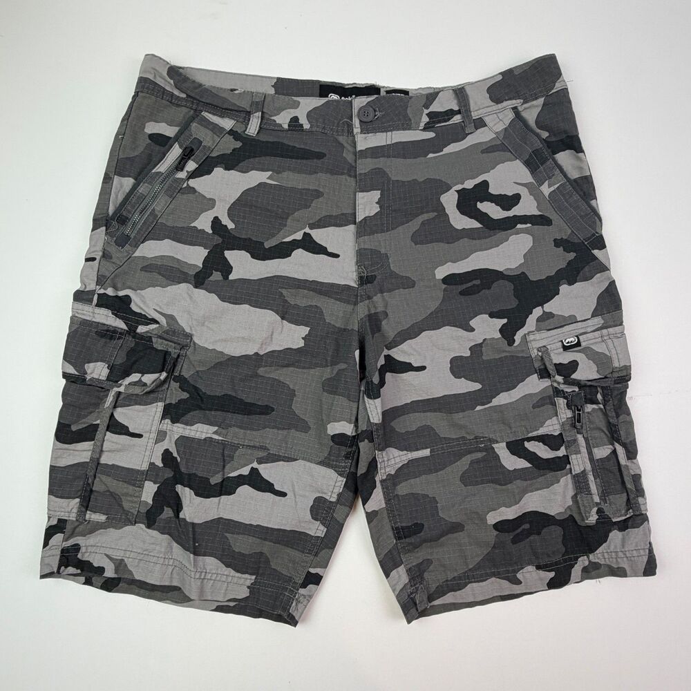 Ecko Unltd Gray Camo Cargo Shorts Size 38 Y2K